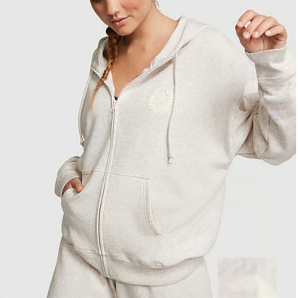 Ladies,NWT,Pink brand,oatmeal color xl zip hoodie
